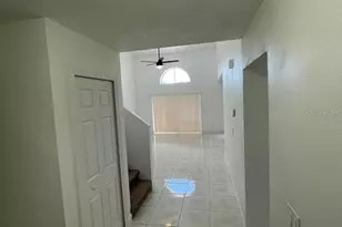 198 N Lake Ct, Kissimmee, FL 34743 - Photo 10