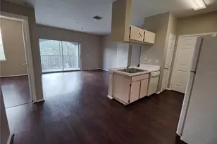 13215 Sanctuary Cove Dr, Temple Terrace, FL 33637 - Photo 6