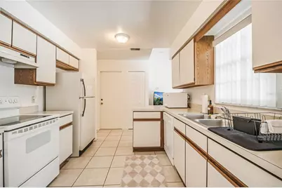 607 Tamarin Lane, Kissimmee, FL 34759 - Photo 8