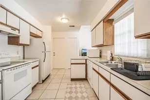 607 Tamarin Ln, Kissimmee, FL 34759 - Photo 8