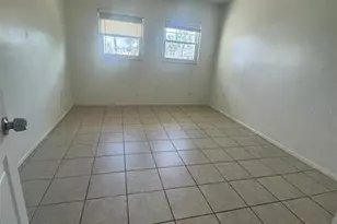 828 Sky Lake Cir, Orlando, FL 32809 - Photo 6