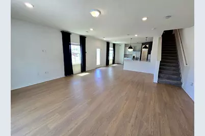 [Address not provided], Davenport, FL 33896 - Photo 2