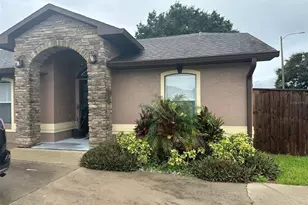 5719 Sweetheart Ct, Saint Cloud, FL 34772 - Photo 1