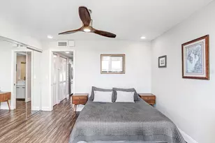 7625 Sun Island Dr S, South Pasadena, FL 33707 - Photo 16