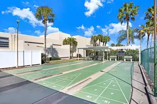 7625 Sun Island Dr S, South Pasadena, FL 33707 - Photo 38