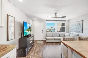 7625 Sun Island Dr S, South Pasadena, FL 33707 - Photo 12