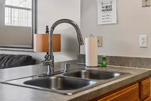 5005 Laguna Bay Cir, Kissimmee, FL 34746 - Photo 10