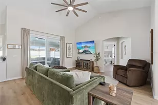 3215 Countryside View Dr, Saint Cloud, FL 34772 - Photo 8