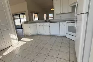 2211 Fairmont Cir, Orlando, FL 32837 - Photo 10