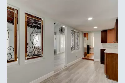 425 N Oleander Avenue, Daytona Beach, FL 32118 - Photo 4