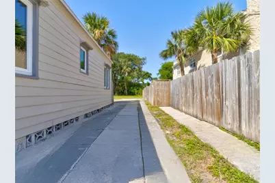 425 N Oleander Avenue, Daytona Beach, FL 32118 - Photo 18