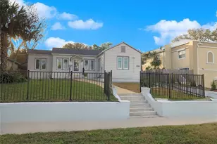 425 N Oleander Ave, Daytona Beach, FL 32118 - Photo 1