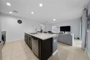 454 Annabelle Way, Davenport, FL 33837 - Photo 8