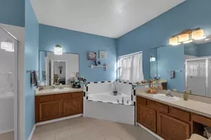 2702 Patrician Cir, Kissimmee, FL 34746 - Photo 16
