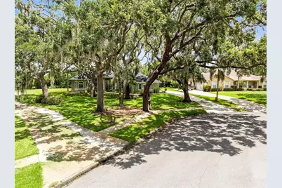 5204 Hammock Pointe Court, Saint Cloud, FL 34771 - Photo 4