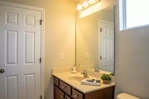 210 Las Fuentes Dr, Kissimmee, FL 34746 - Photo 50