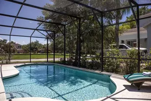 210 Las Fuentes Dr, Kissimmee, FL 34746 - Photo 2