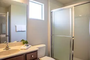 210 Las Fuentes Dr, Kissimmee, FL 34746 - Photo 34