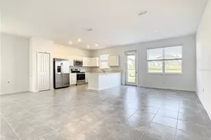 409 Bogey Dr, Davenport, FL 33896 - Photo 4