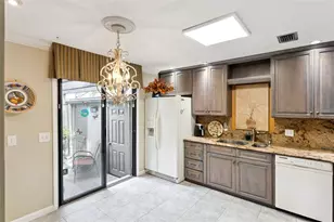 690 Lake Villas Dr, Altamonte Springs, FL 32701 - Photo 4