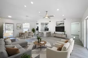 5730 Southwind Dr, Mulberry, FL 33860 - Photo 2