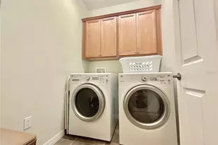 1381 Del Mar Dr, Kissimmee, FL 34759 - Photo 16