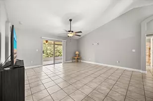 1122 Hackberry Dr, Orlando, FL 32825 - Photo 4