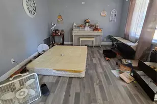 125 Edgewater Dr, Winter Haven, FL 33881 - Photo 2