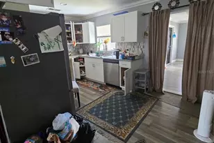 125 Edgewater Dr, Winter Haven, FL 33881 - Photo 4