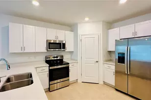 2627 Fernleaf St, Auburndale, FL 33823 - Photo 2