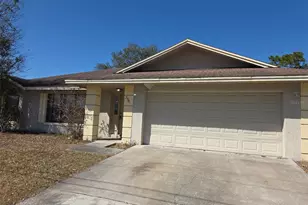356 Montgomery Ct, Kissimmee, FL 34758 - Photo 2