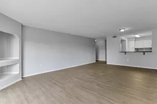 13929 Fairway Island Dr, Orlando, FL 32837 - Photo 4