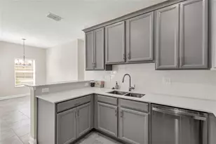 1000 Blackwolf Run Rd, Davenport, FL 33896 - Photo 10