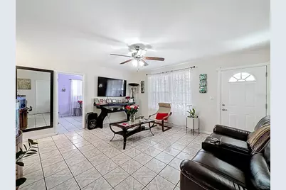 841 Atlantic Avenue, Opa Locka, FL 33054 - Photo 18