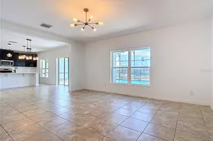 652 Samuel Pl, Davenport, FL 33837 - Photo 8