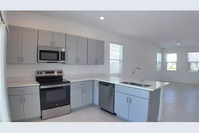 3191 Skyline Loop, Kissimmee, FL 34758 - Photo 4