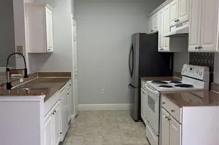 233 Southern Pecan Cir, Winter Garden, FL 34787 - Photo 2