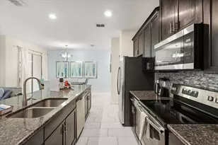 9075 Dogleg Dr, Davenport, FL 33896 - Photo 12