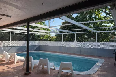 8760 NW 21st Street, Sunrise, FL 33322 - Photo 10