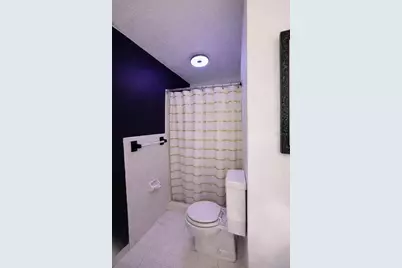 8760 NW 21st Street, Sunrise, FL 33322 - Photo 14