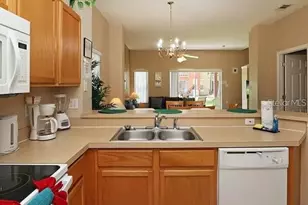 8550 Crystal Cove Loop, Kissimmee, FL 34747 - Photo 10