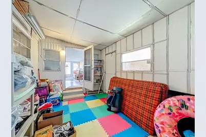 411 Tropic Drive W, Palmetto, FL 34221 - Photo 22