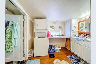 411 Tropic Drive W, Palmetto, FL 34221 - Photo 20