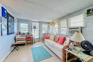 411 Tropic Dr W, Palmetto, FL 34221 - Photo 4