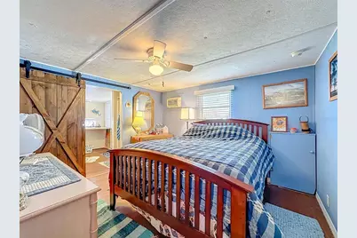 411 Tropic Drive W, Palmetto, FL 34221 - Photo 16