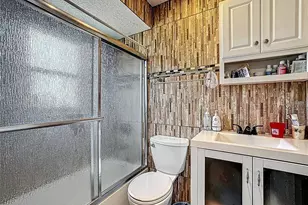 7807 Pine Hawk Ln, Orlando, FL 32822 - Photo 16