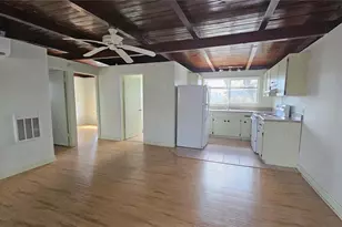 45 W Langsner St, Englewood, FL 34223 - Photo 6