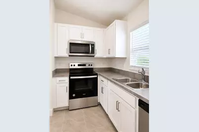 3094 Sanctuary Drive, Clermont, FL 34714 - Photo 12