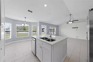 3634 Doe Run Dr, Saint Cloud, FL 34772 - Photo 12