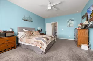 395 Blue Cypress Dr, Groveland, FL 34736 - Photo 20